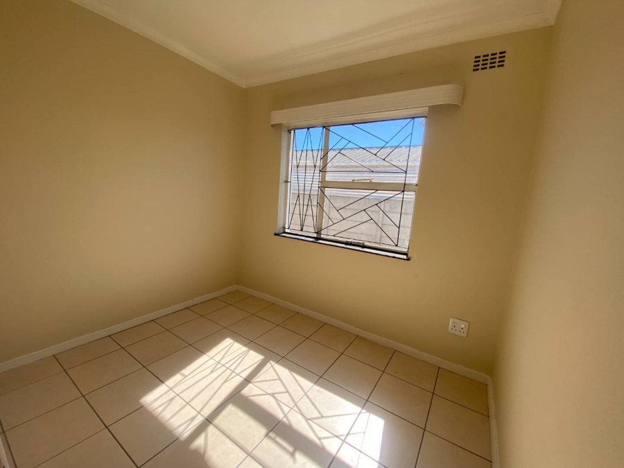 3 Bedroom Property for Sale in Devon Park Village Western Cape